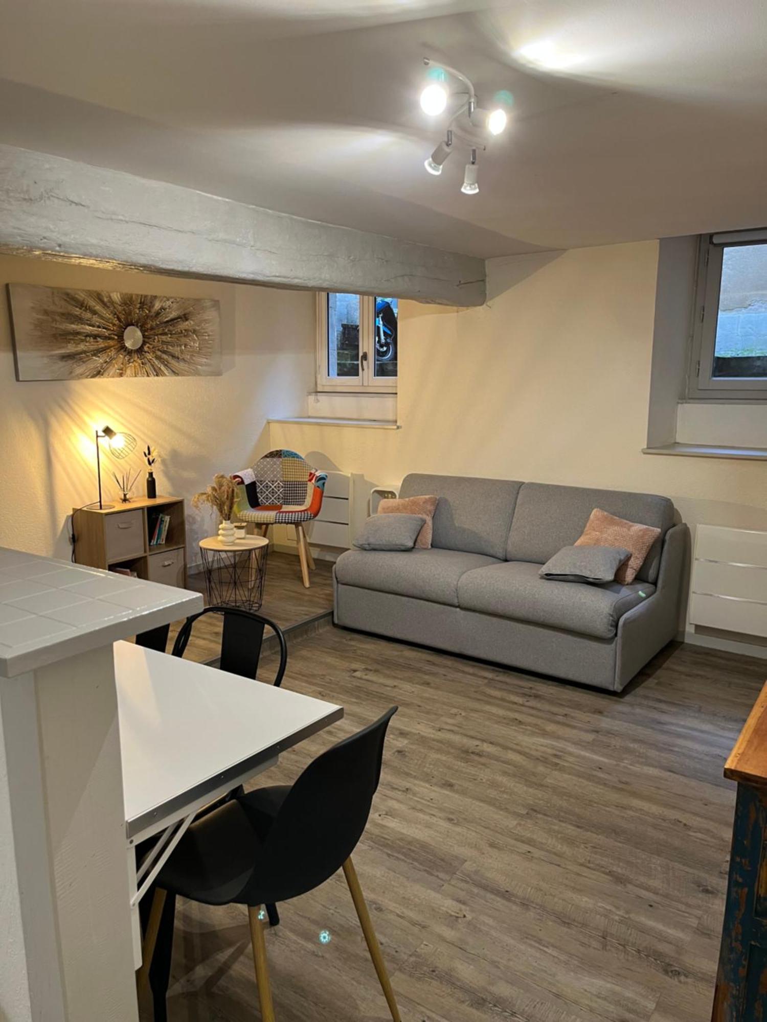 Le Cosy Du Marche Notre-Dame Apartment Poitiers Exterior photo
